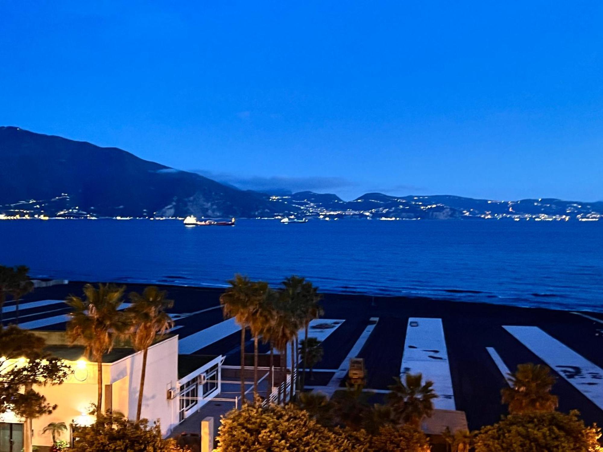 Апартаменты Sogno Di Mezza Estate Торре-Аннунциата Экстерьер фото